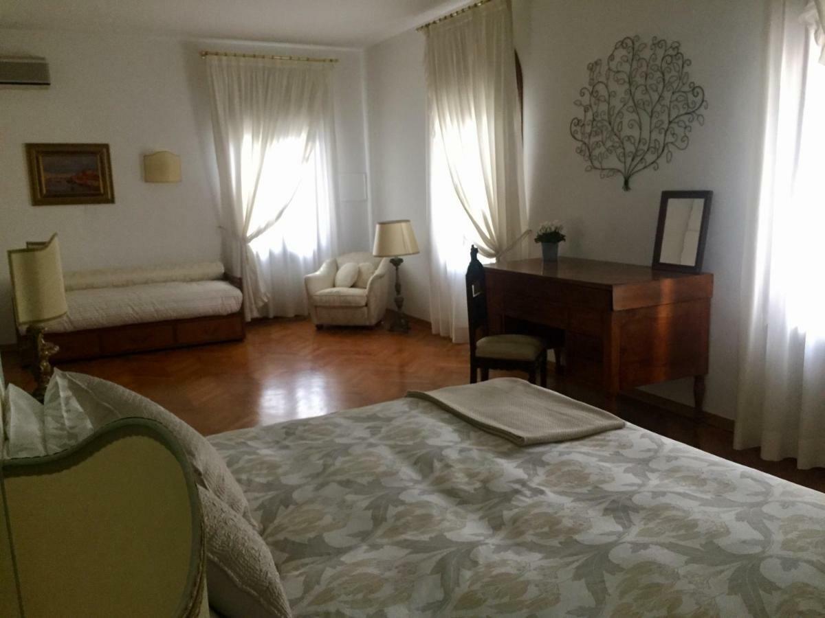 Casa Lunia Guesthouse Mestre Eksteriør bilde